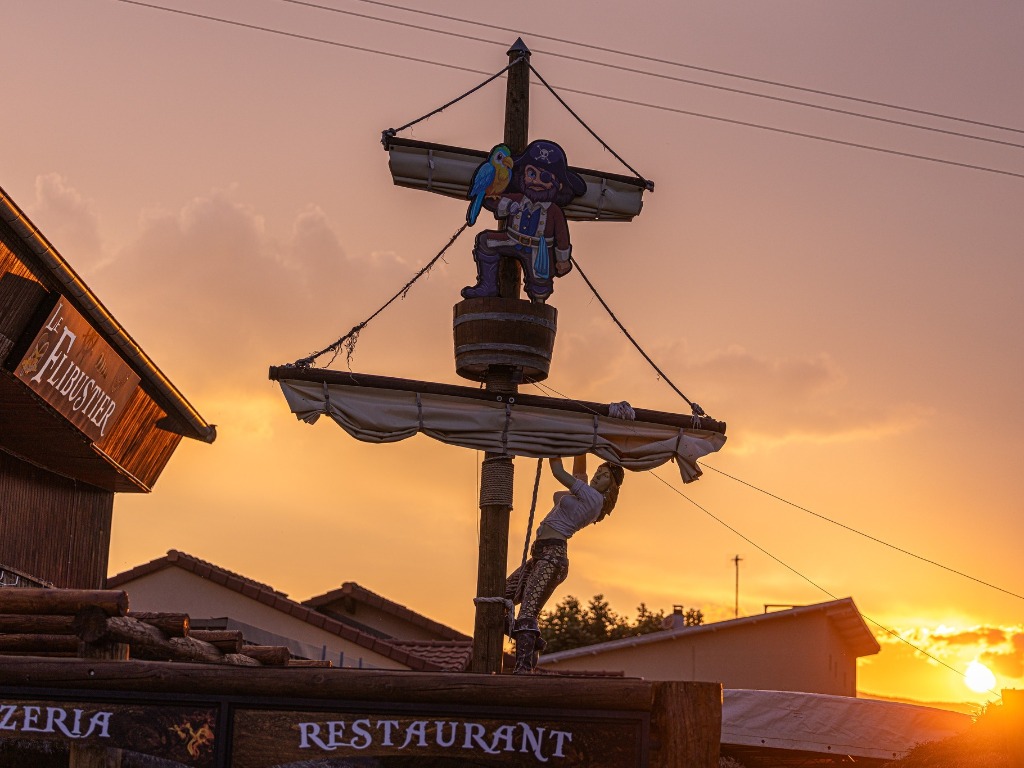 Le Flibustier - Restaurant / Bar à thème / Events
